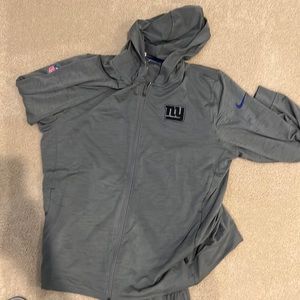XL Team issued New York Giants jogging suit.